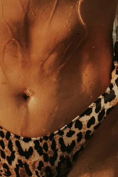 Close-up of a woman's abdomen